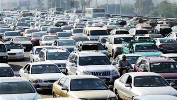 شلل مروري أعلى الطريق الدائري بسبب تصادم ٣ سيارات
