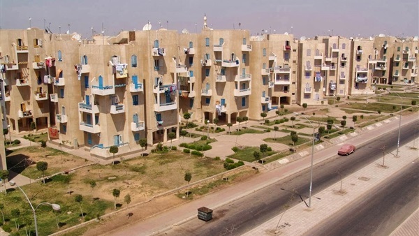 الانتهاء من أعمال تطوير وتجميل ميدان الست عزيزة بأخميم في سوهاج 