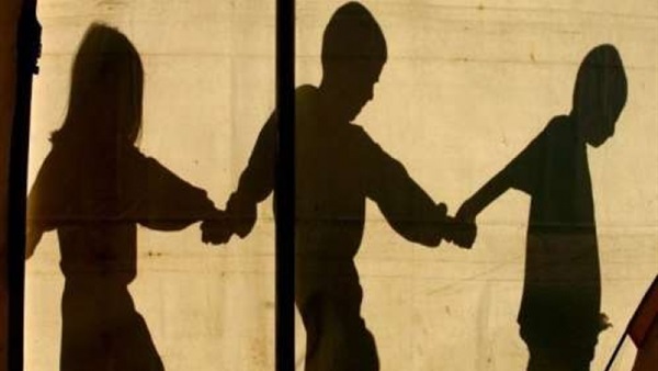 فرنسي يغتصب 66 قاصرًا أثناء رحلة سياحية في مصر 