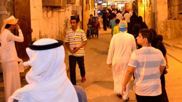 200 متطوع يديرون حشود «رمضاننا كدا» بالابتسامة الحجازية