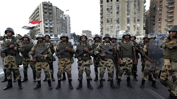 الجيش يتسلم المقرات الانتخابية بالاقصر