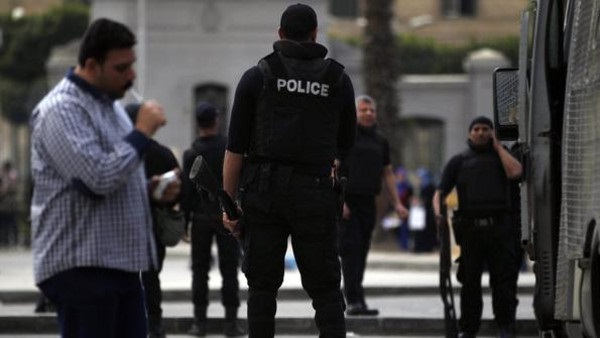 أرشد الشرطة عنهم..تشكيل عصابى يلقى بصاحب مكتب من الطابق الثالث