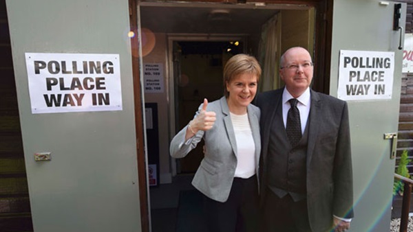 أحلام تتجه لفينسيا لتصوير"كأنى ما حبيت" و"كلمه زعل"