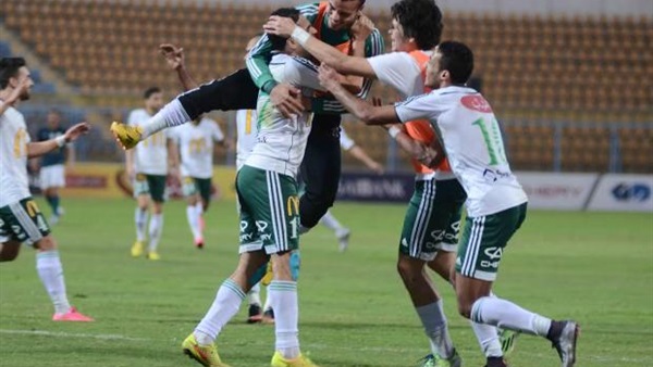 مسعد يحرز الهدف الأول للمصري في شباك الزمالك