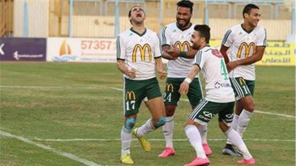 المصري يقرب درع الدوري للأهلي بإحراز الهدف الثاني في الزمالك