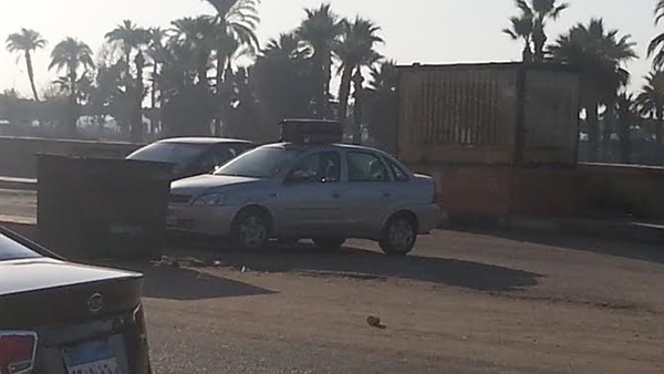 سيارة أمام مصنع بلاستيك تثير زعر الأهالى بشبرا الخيمة