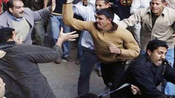 أصابة 6 فى مشاجرة بين أبناء عمومةبسبب نزاع علي قطعة أرض فى سوهاج 