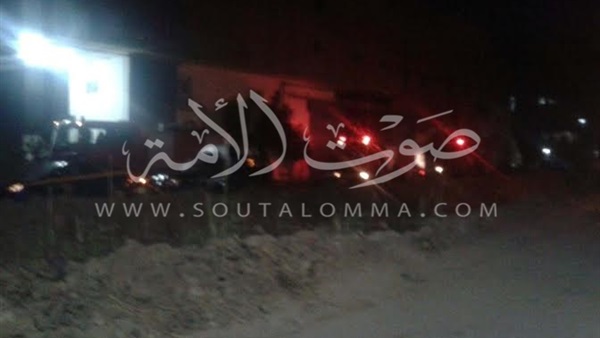 بالصور.. السيطرة على حريق مصنع القطن الطبى بالمحلة