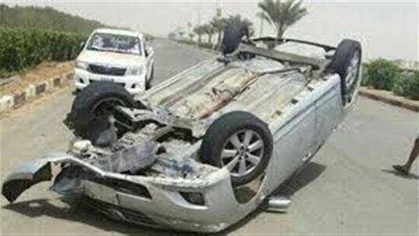 مصرع تباع وأصابة سائق فى حادث إنقلاب سيارة بسوهاج 