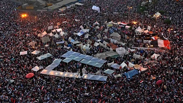 ننشر استعدادات محافظات مصر للاحتفال بذكري ثورة 30 يونيو.. محافظة الجيزة تنسق مع الداخلية لتأمين المنشاءات.. طوابير عرض وأناشيد موسيقية فى دمياط.. وأعلام مصر ترفرف على مبانى بورسعيد 