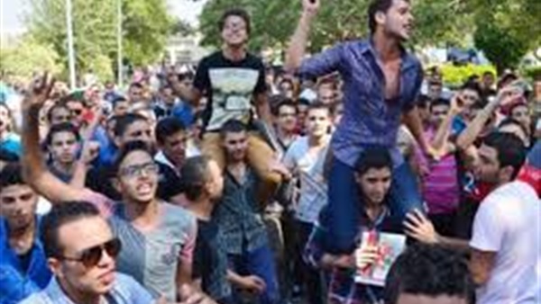 «مصدر أمني»: وزير الداخلية استخدم روح القانون مع طلاب الثانوية