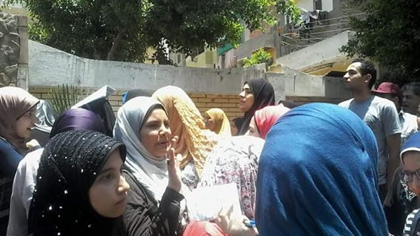 ارتياح بين طلاب الثانوية بالقليوبية عقب امتحان «الديناميكا»