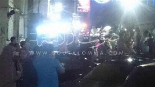 بالصور..شلل مروري يصيب المحلة لزحام المواطنين على منفذ التعاون 