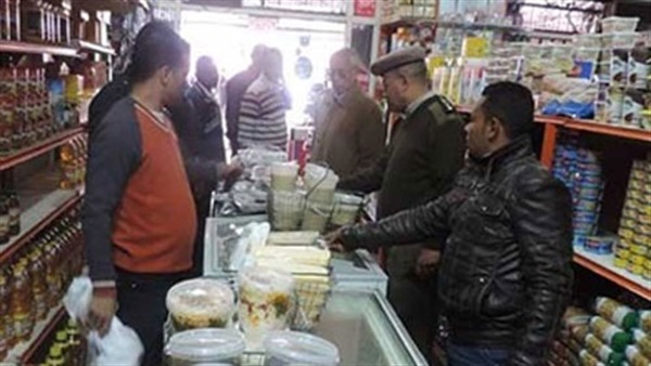 تحرير 32 محضرا في حملة لشرطة التموين بالإسكندرية