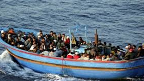 القبض على 38 شخصًا للاشتباه في إدارتهم شبكة للهجرة غير الشرعية