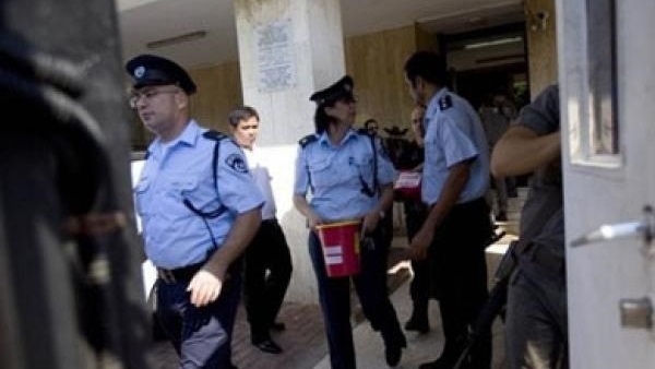 واحد بين كل 1000 شخص في انجلترا وويلز مدان بارتكاب جريمة جنسية