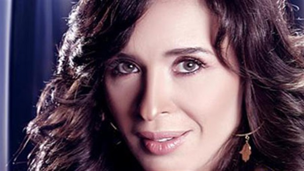 دينا «مرعبة» في الهالويين