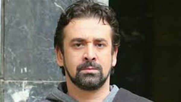 كريم عبدالعزيز لجمهوره: عيد سعيد على المصريين
