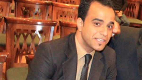 الأمن يوقف مراسل "المصريون" ويمنعه من التغطية بالدقي 