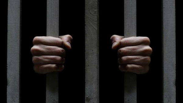 حبس 14 شخصًا بسبب معاكسة فتاة المطرية