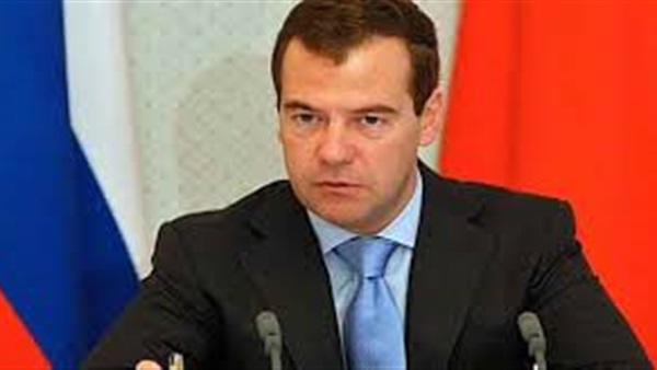 رئيس الوزراء الروسي يدعو للحذر عند إعداد الموازنة الجديدة