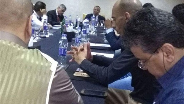 بالصور.. عبد الله الثنى يبحث مشاكل الجالية الليبية خلال زيارته للقاهرة