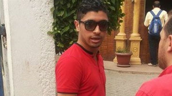 مدافع الانتاج الحربى يساند لاعبى الاهلى قبل لقاء القمة
