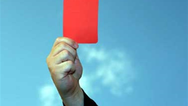 «كارت أحمر» حملة شبابية لإقالة رئيس قرية«طبهار»بالفيوم
