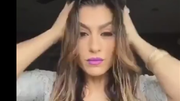 بالفيديو..اسهل طريقة لتغير لوك شعرك 