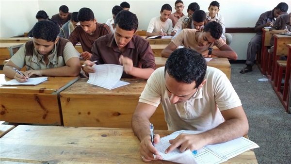 تعرف على أسماء الـعشرة الأوائل بدبلوم الثانوية الصناعية في الدقهلية