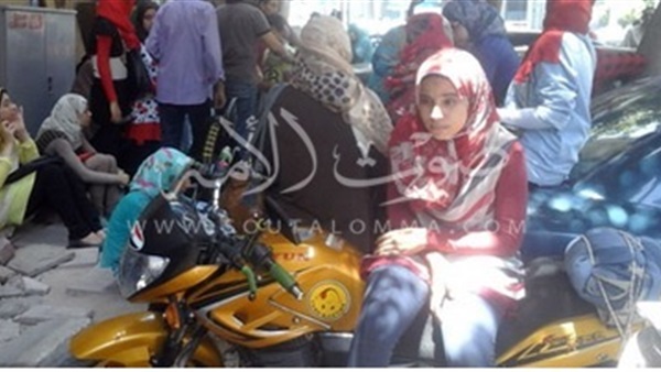 اتهامات لوزارة الصحة بمنع  قبول الطلاب بالثانوى التمريضى 