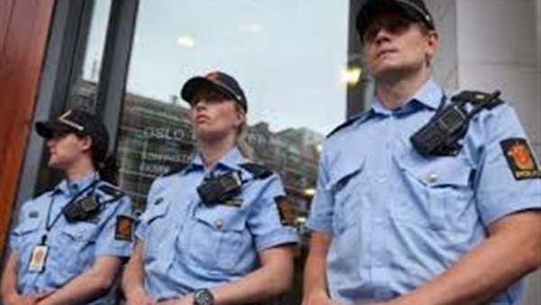 5 دول لاتحمل فيها الشرطة السلاح.. انخفاض معدلات الجريمة السبب الرئيسى.. «أيرلندا والنرويج» أبرزهم.. ثلث سكان «آيسلندا» يدافعون ببنادق الصيد..82% من قوات بريطانيا غير مسلحة.. و«خبير»: التسلح يولد العنف