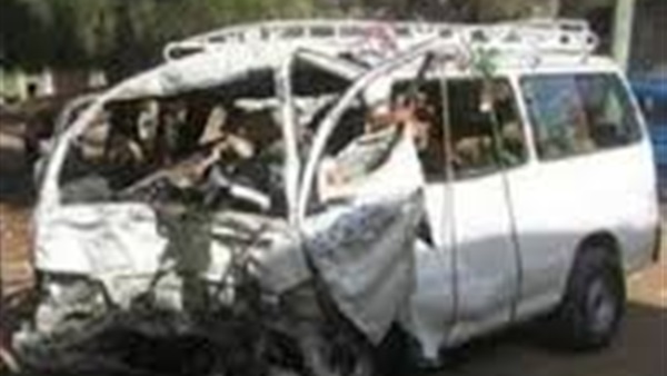 تفحم 6 أشخاص بينهم طفلان فى حادث تصادم بسوهاج