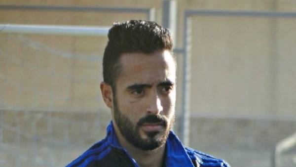 نجم المقاصة يوضح موقفه من الانتقال للزمالك