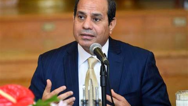 «السيسي» يشيد بالدور الوطني لأفراد ضباط الصف