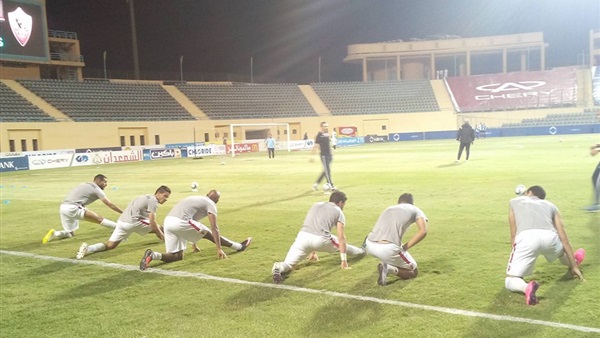 بالصور.. تدريبات إحماء قوية للاعبي الزمالك قبل مواجهة الشرطة