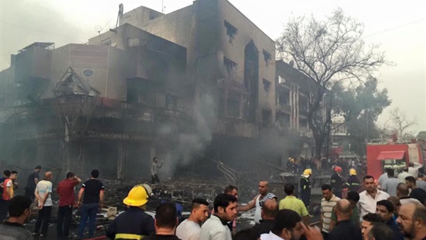 العراق: مقتدى الصدر يزور موقع «تفجير الكرادة» وسط بغداد