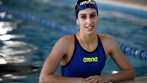 السباحة الفلسطينية ماري الأطرش تواصل الاستعداد لاولمبياد ريو