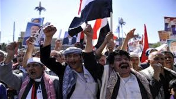 الاحزاب اليمنية تطالب الحكومة بتأجيل قرار المشاركة فى مشاورات الكويت