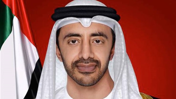 فى الأمارات..مواطن يستغيث بوزير الخارجيه فيرسل له طائرة خاصة