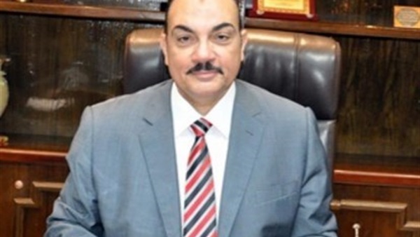 أهالى القليوبية يمدحون بتعاون المحافظ لهم 