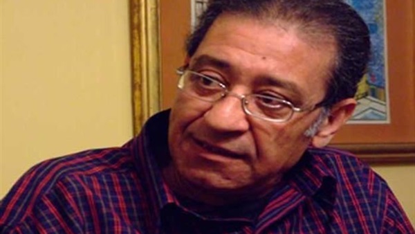 «الدنيا مسرح كبير» تعيد لينين الرملى إلى المسرح الكوميدى