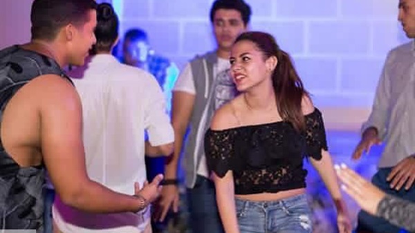 تسريب صور صادمة لشباب وفتيات من حفل «بول بارتي» بالقاهرة