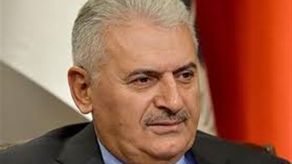 رئيس وزراء تركيا يؤكد ضرورة رحيل الأسد عن السلطة