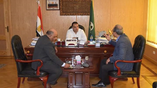 محافظ الفيوم يستقبل ممثلين عن مجلس التدريب الصناعى 