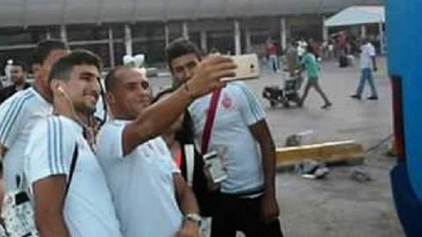 «الوداد» يصل برج العرب ويخوض مرانه الأول بالملعب الفرعي