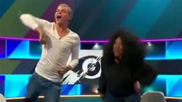 بالفيديو..  حاولت الرقص بمؤخرتها ولكن حدثت المفاجأة