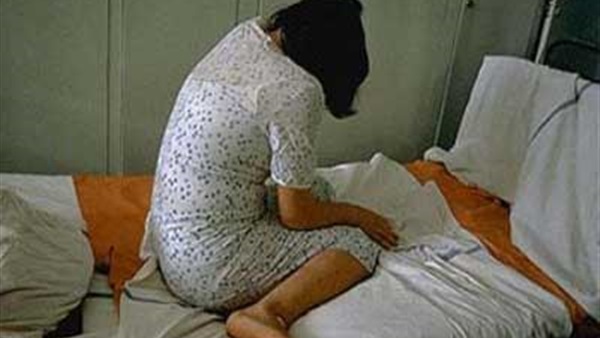 ضبط شبكة آداب بالتجمع الخامس والساعة بـ 700 جنيه