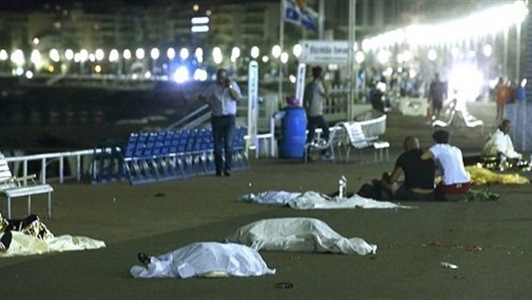الدول العربية تدين حادث «نيس» بفرنسا.. «مصر» تعلن تضامنها مع «بلاد الأنوار».. «السعودية» تؤكد تعاونها لمواجهة الإرهاب.. «الإمارات» تدعو للتصدي للعمليات التكفرية.. و«الكويت» تؤكد ضرورة مواجهة العنف