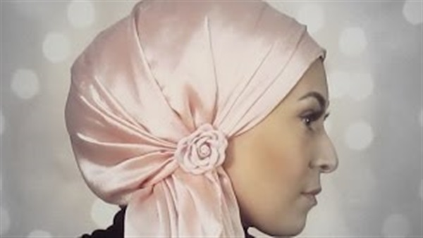 بالفيديو..أحدث لفات طرح السواريه لهذا العام 